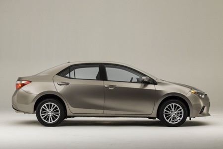 Cận cảnh xe Corolla thế hệ mới - 9 Cụm đèn hậu thiết kế trẻ trung, hiện đại hơn